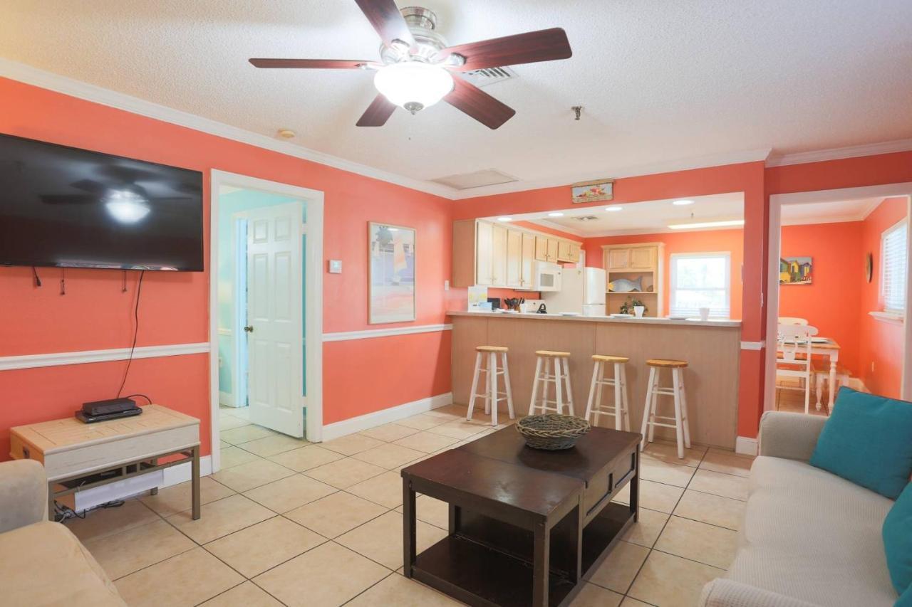 100 - Las Brisas St. Pete Beach Exterior foto